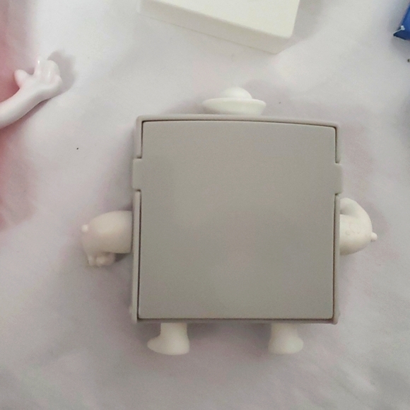 :9 McDonalds happymeal travel size board game toys READ - Picture 13 of 16